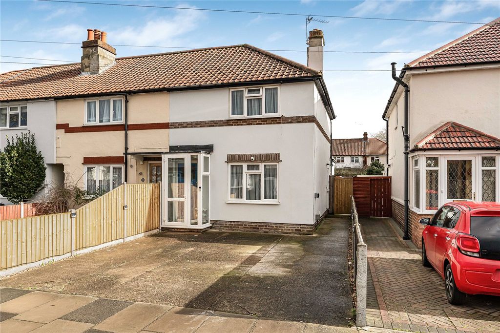 Property photo 1 of 20 Exterior