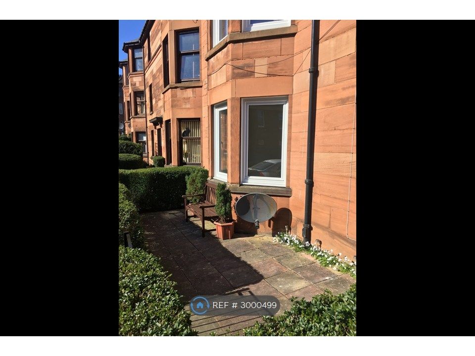 Property photo 1 of 7 Private Front Garden
