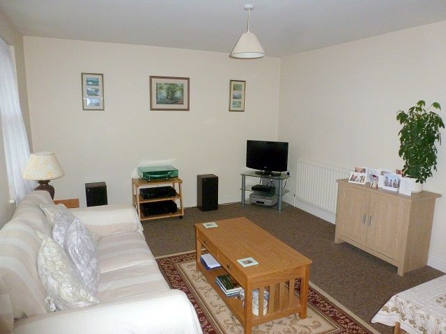 Property photo 3 of 6