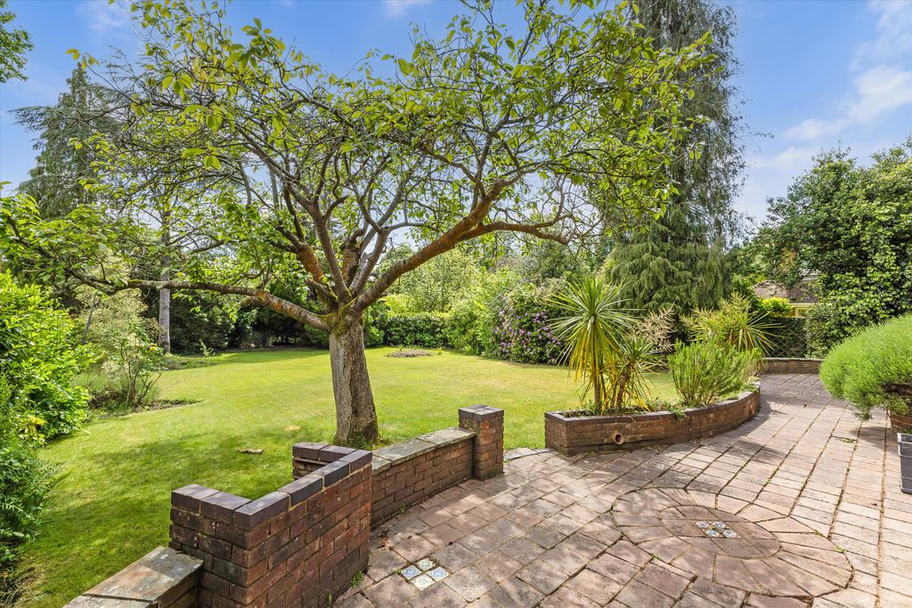 Property photo 3 of 24 Image