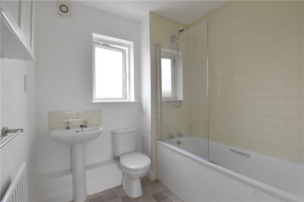 Property photo 3 of 5 Picture No. 09