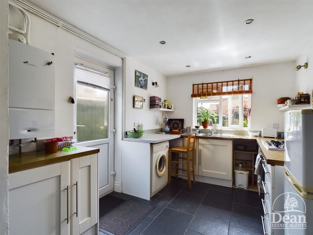 Property photo 3 of 14