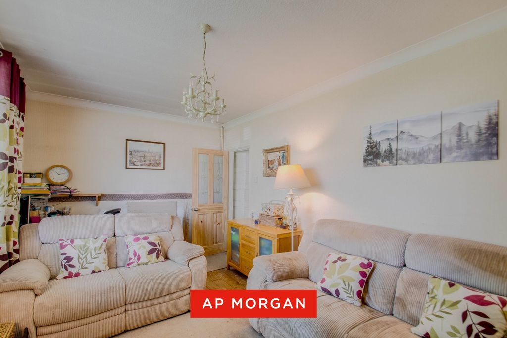 Property photo 3 of 17 Picture No. 03