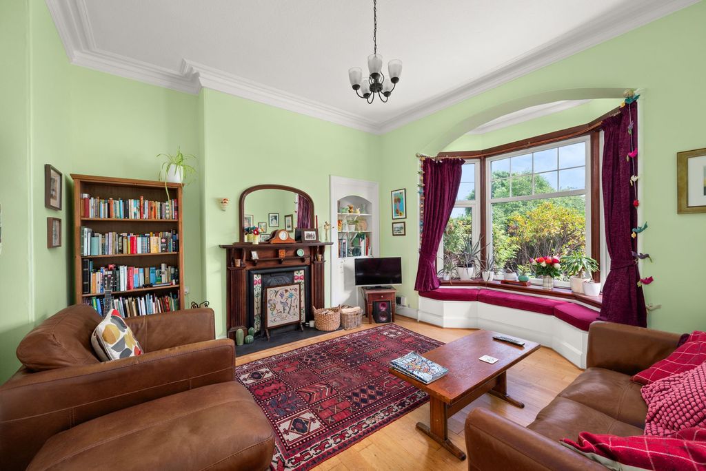 Property photo 3 of 24