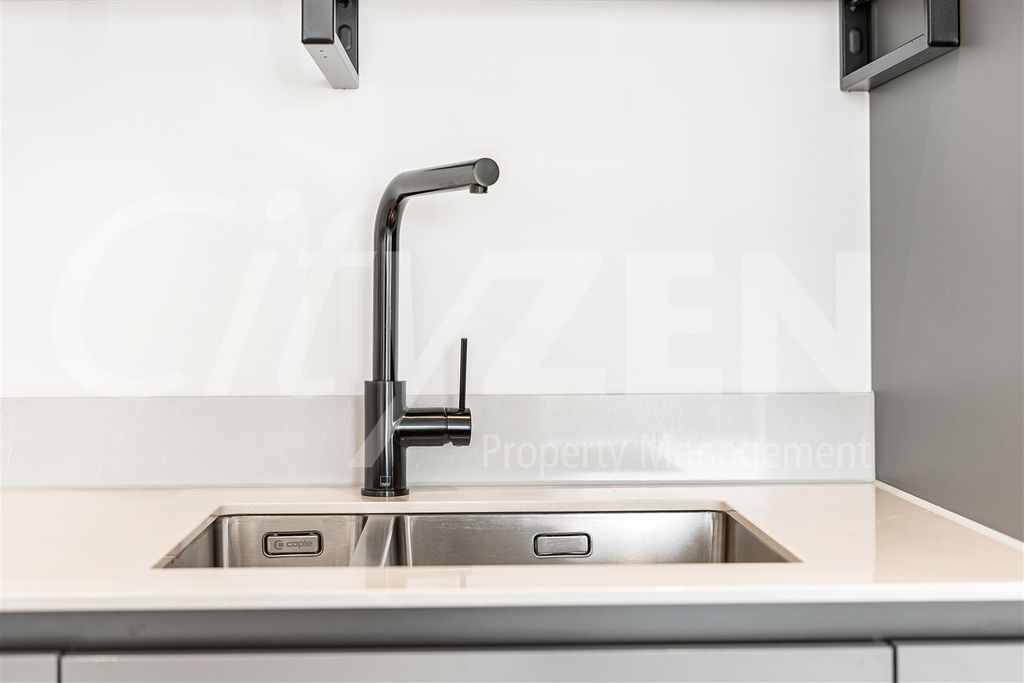 Property photo 2 of 16 Kitchen