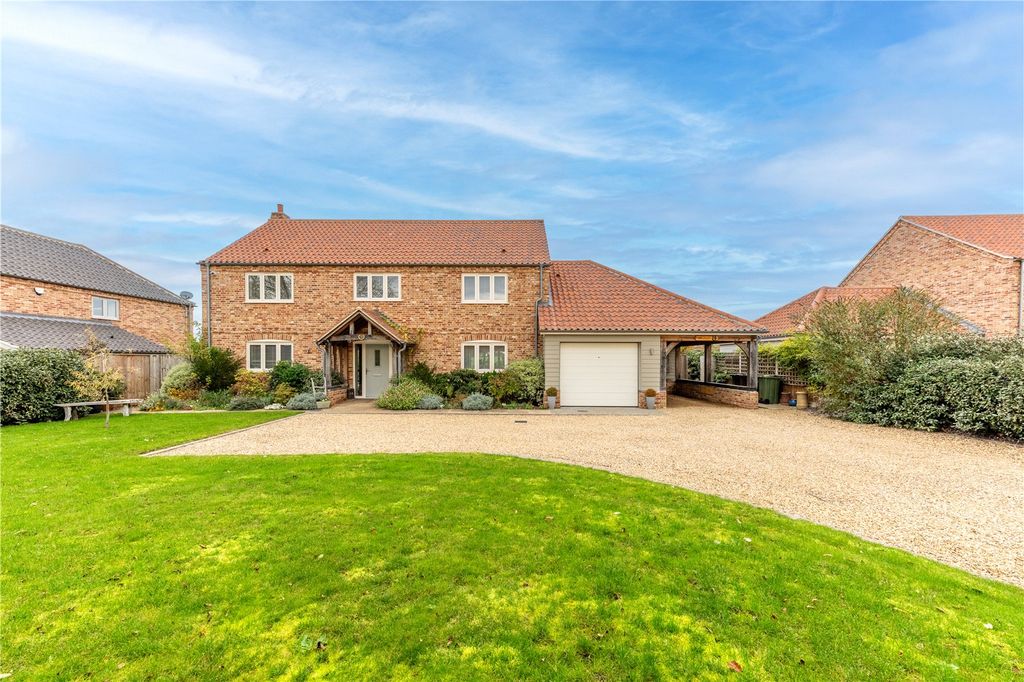 Property photo 1 of 37 Picture No. 42