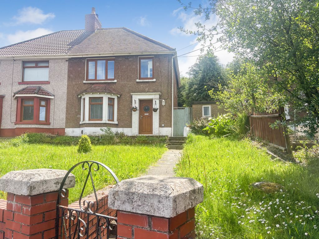 Property photo 1 of 11