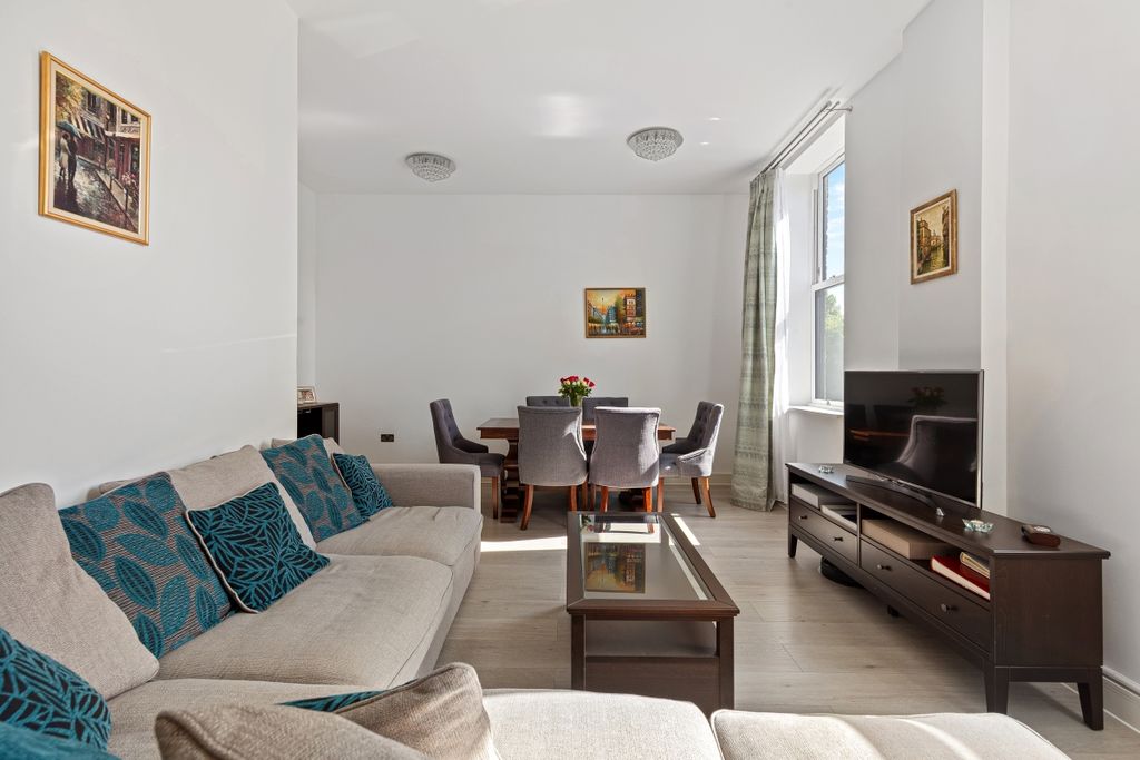 Property photo 1 of 15 094A4430