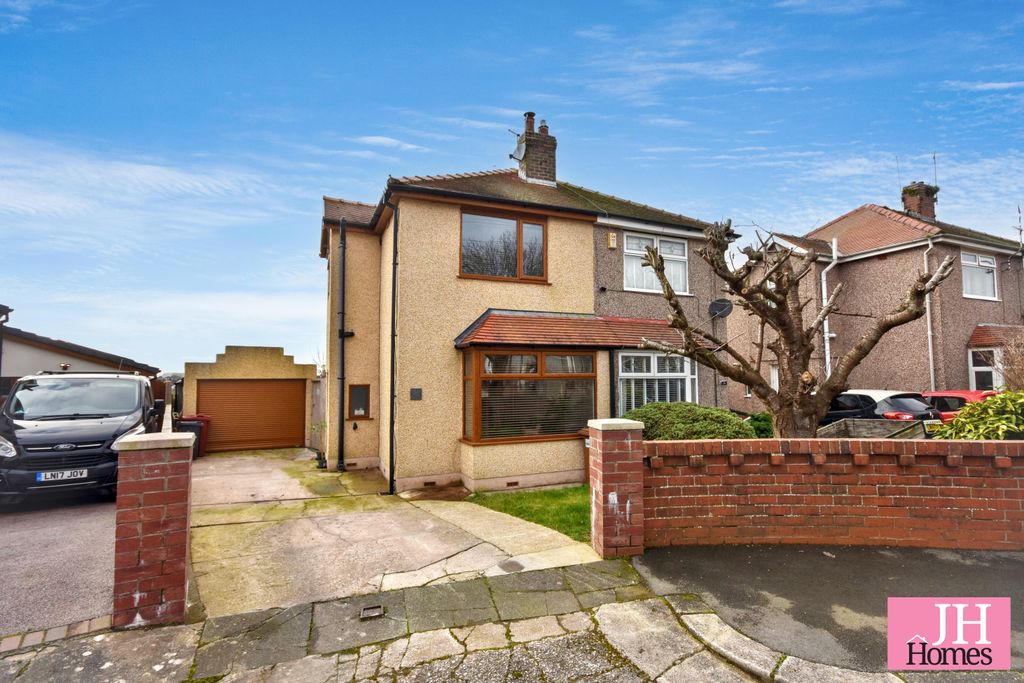 Property photo 1 of 22