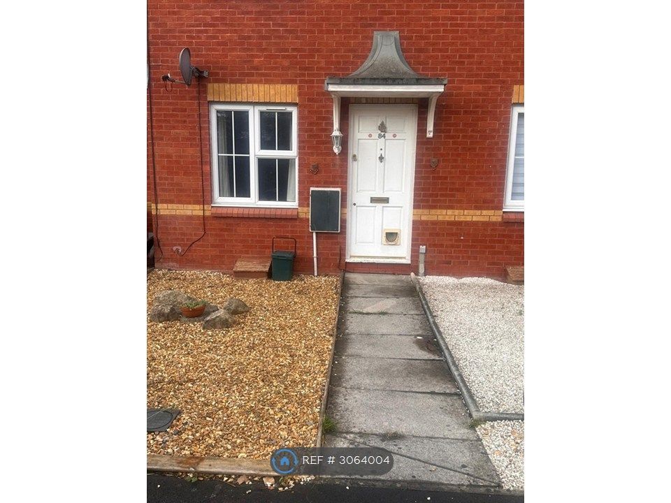 Property photo 1 of 12 Entrance And Front Garden
