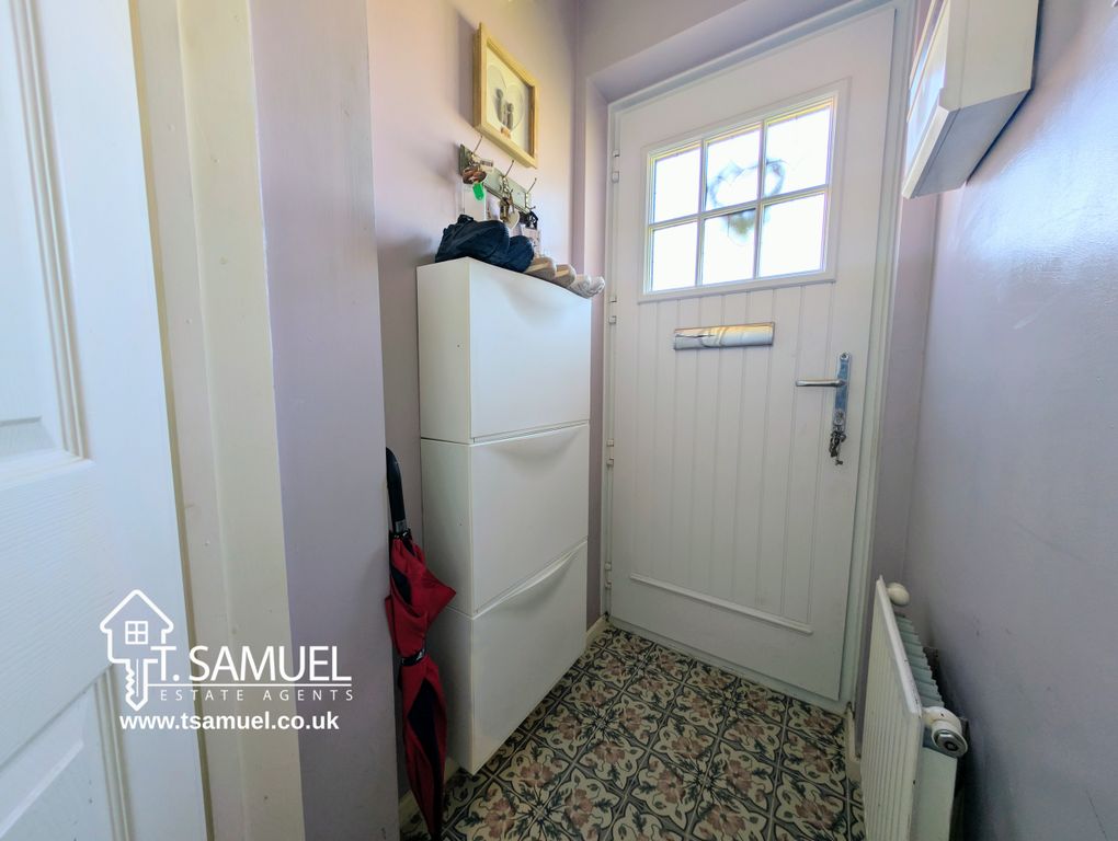 Property photo 2 of 21 Porch