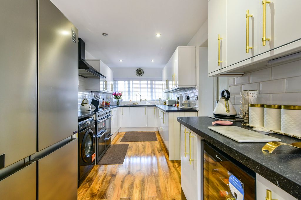 Additional image 8 of 4 bed detached house for saleWhite Cross View, Barnsley S70