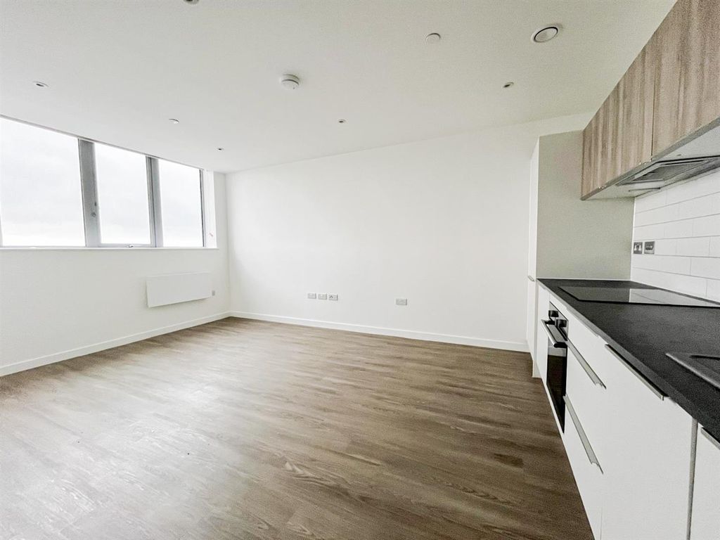 Property photo 3 of 16 7-dc7Eeba6-50B1-4719-B2B6-c884Abb2F936.Jpg