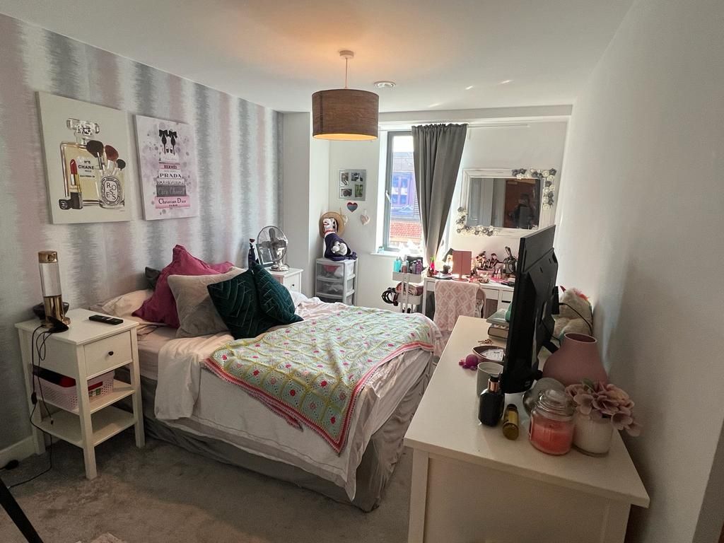 Property photo 1 of 4