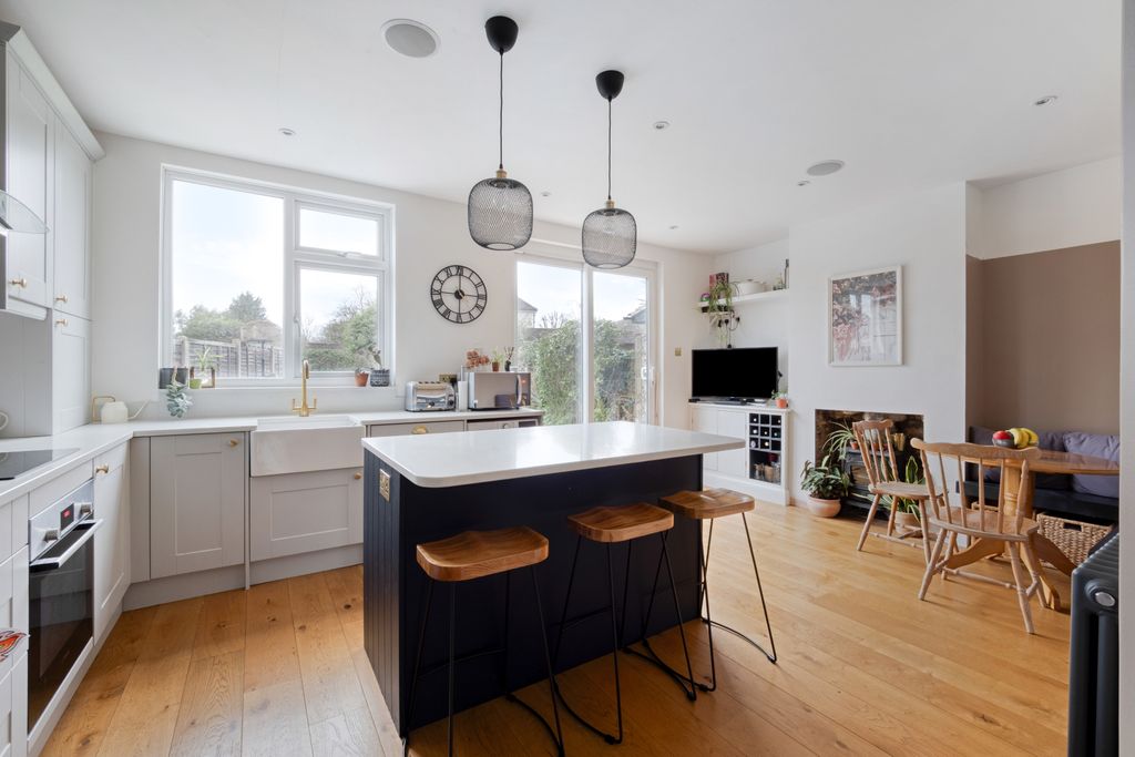 Property photo 3 of 23 Picture No. 09