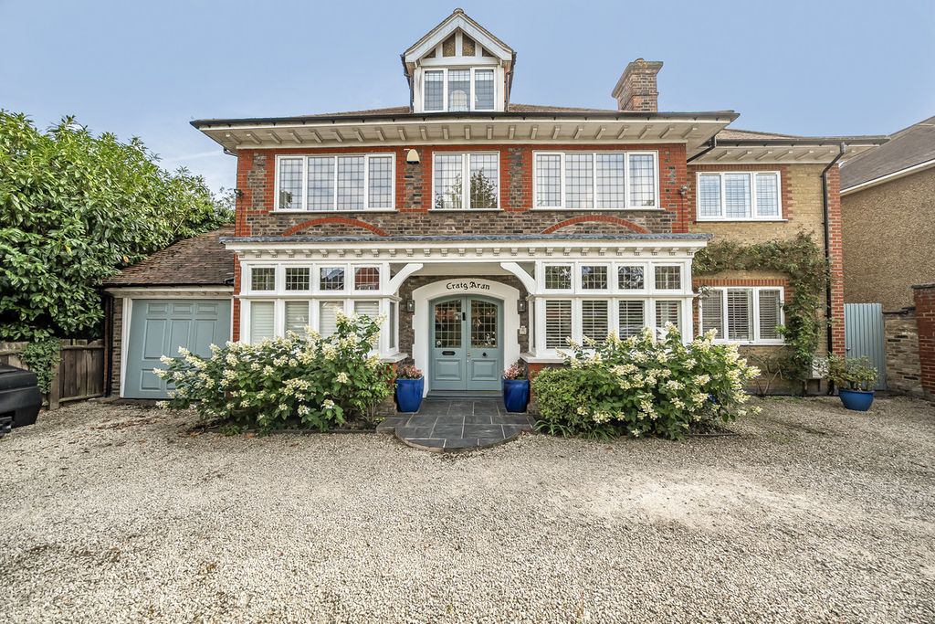 Property photo 1 of 15