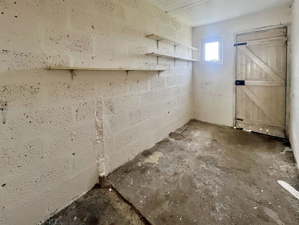 Additional image 5 of 2 bed flat for saleCoronation Road, Portland DT5