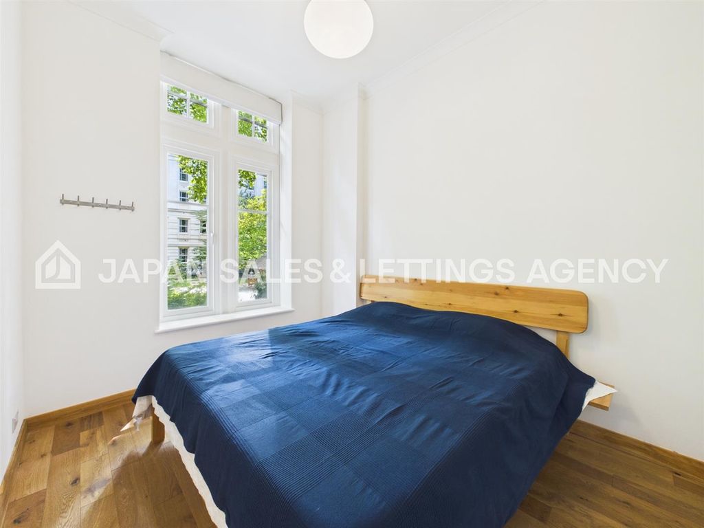 Property photo 3 of 8 Cam04401G0-Pr0141-Still005.Jpg