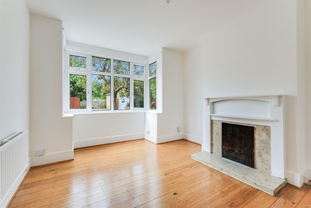 Property photo 2 of 16 Img (11).Jpg