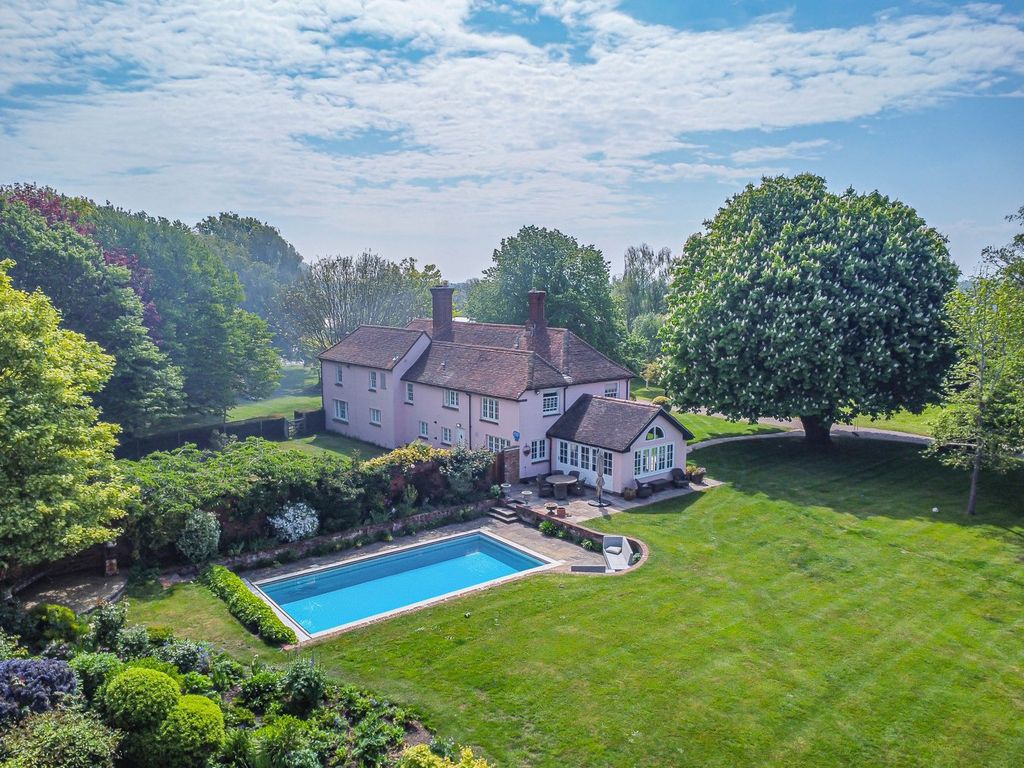Property photo 1 of 52