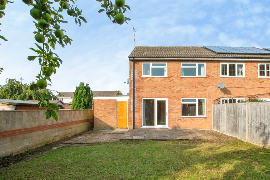 Property photo 3 of 17