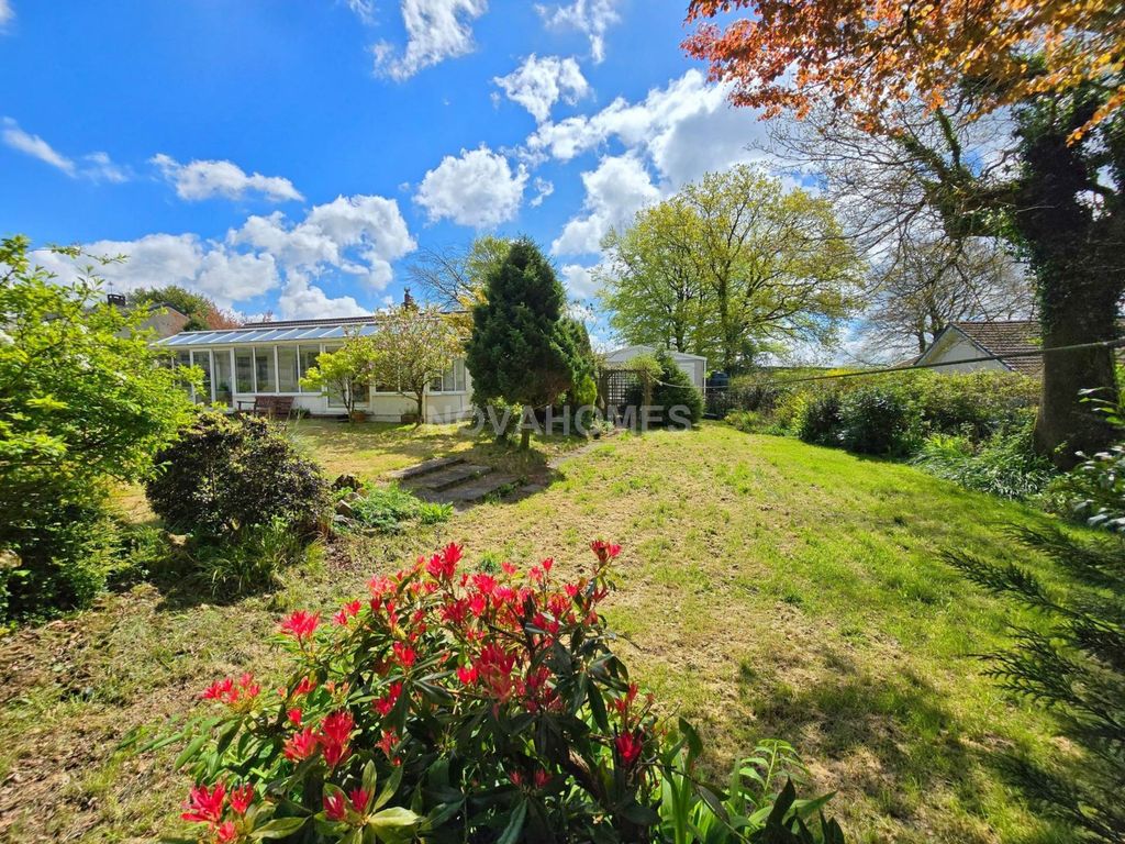 Property photo 3 of 32