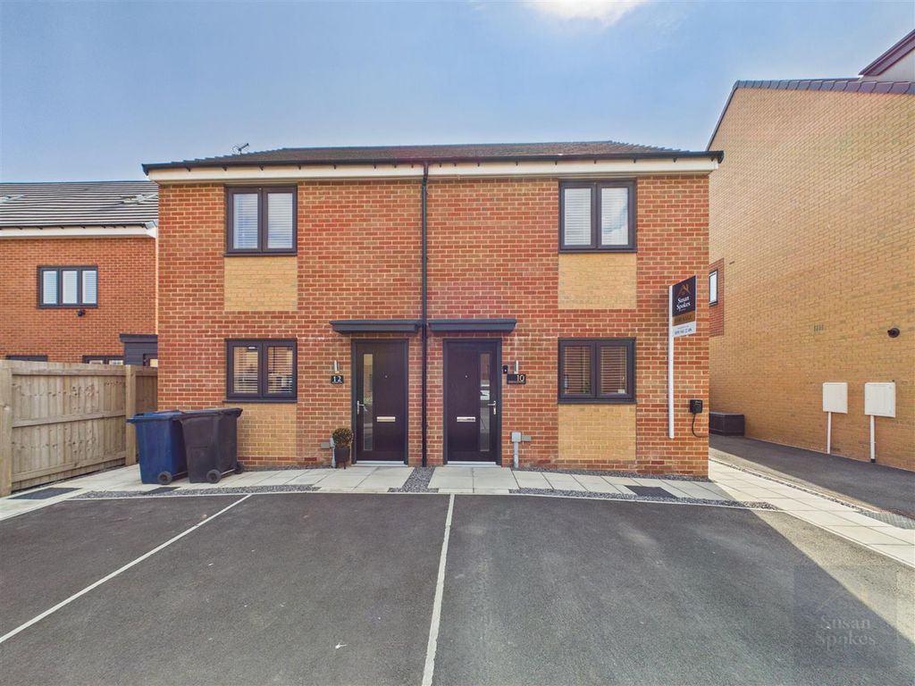 Property photo 1 of 16 Cam01858G0-Pr0304-Still028.Jpg