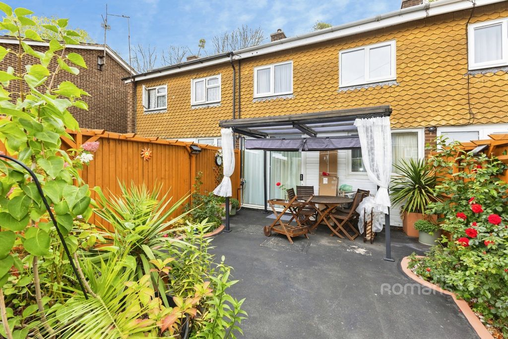 Property photo 1 of 12 Pbox-Img.Jpg