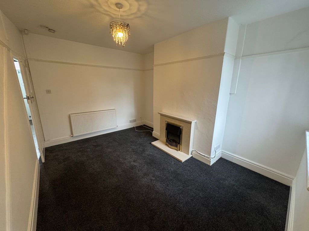 Property photo 3 of 18 Rear Reception Room