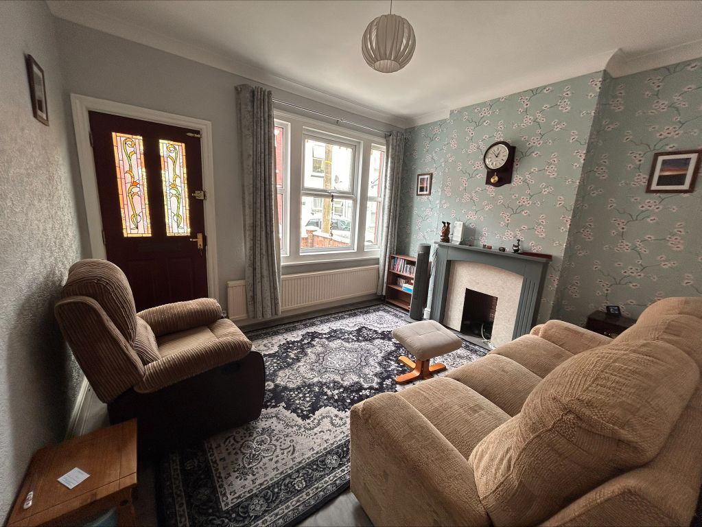 Property photo 2 of 12