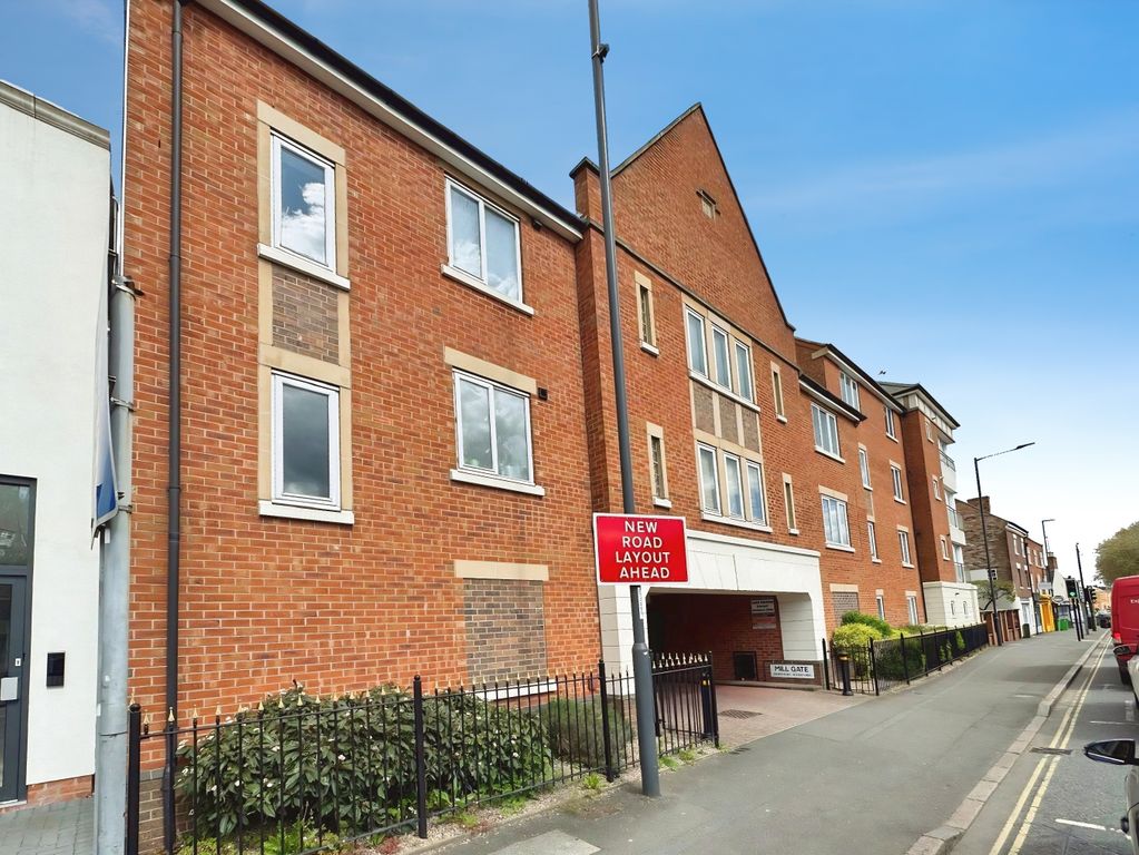 Property photo 1 of 10 9F342551-B4c61560-45E5-4Aa3-A067-3c589d51A53d