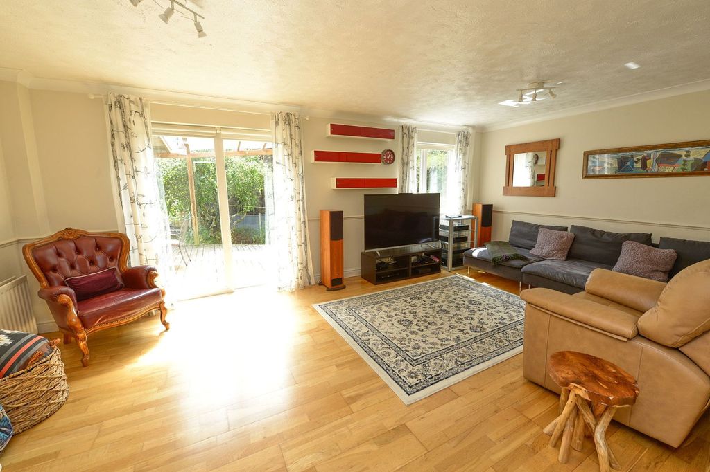 Property photo 3 of 22