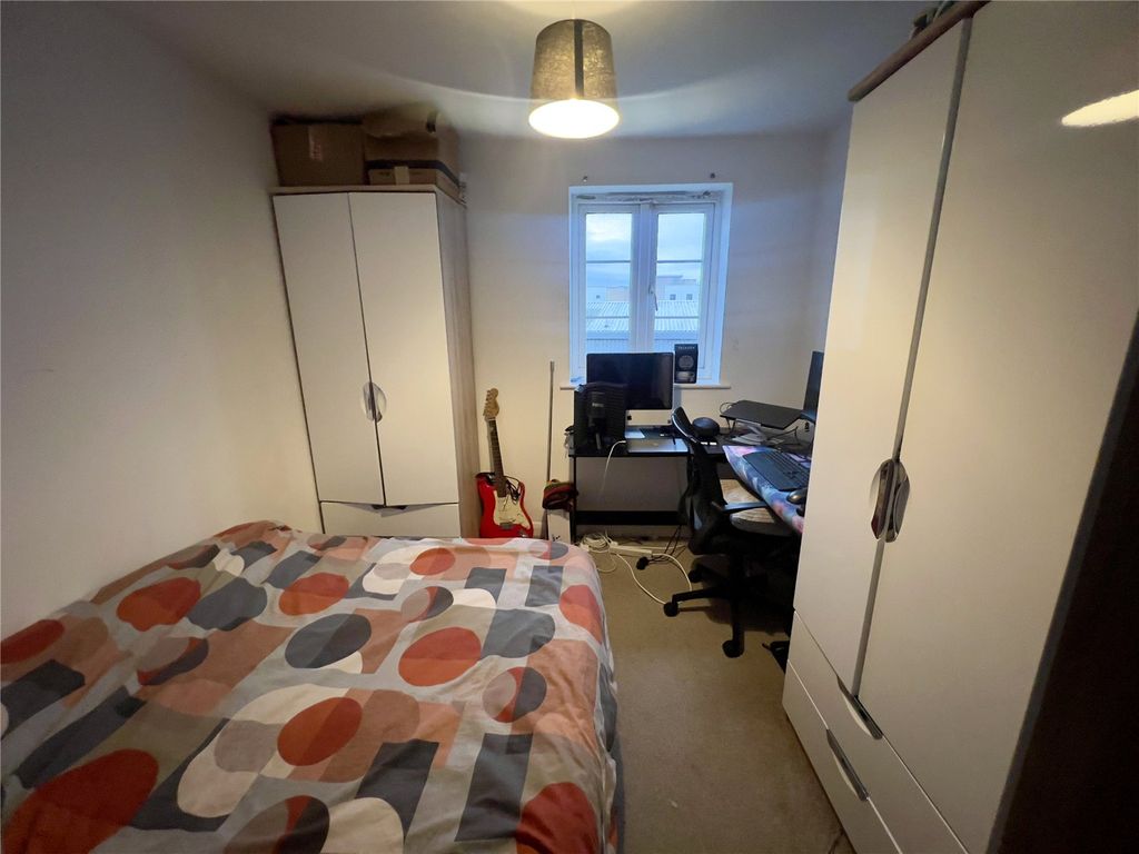 Property photo 3 of 11 Picture No. 10
