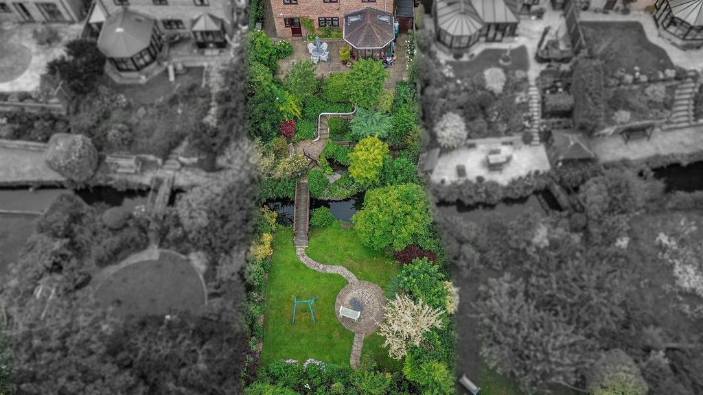 Property photo 2 of 31 Dji_0222-2.Jpg