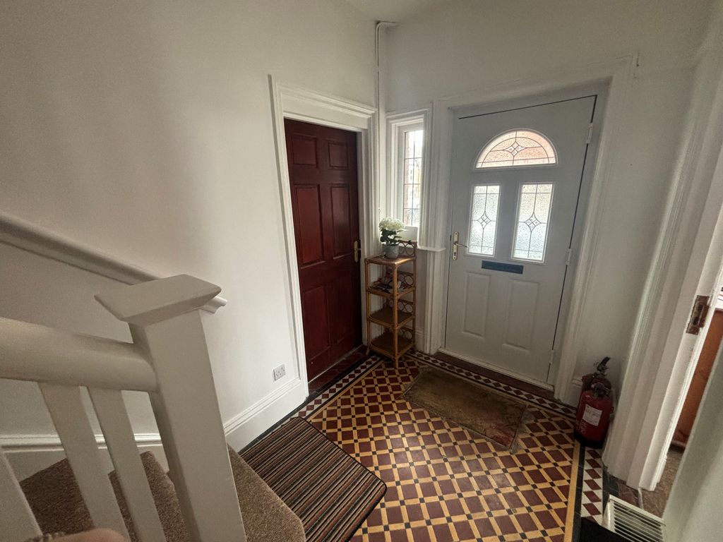 Property photo 2 of 10 Img_1232_6_Original