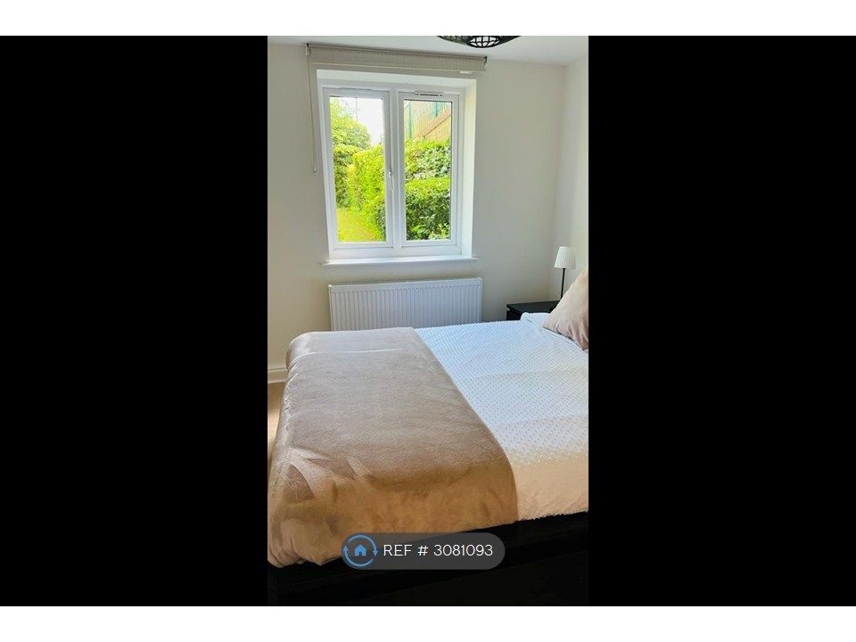 Property photo 3 of 6 Master