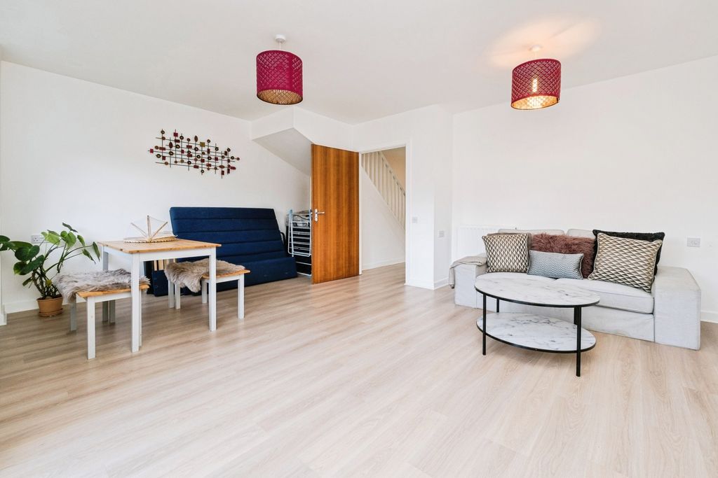 Property photo 2 of 26 Pbox-Img.Jpg