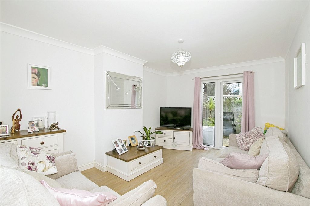 Property photo 2 of 14 Photography