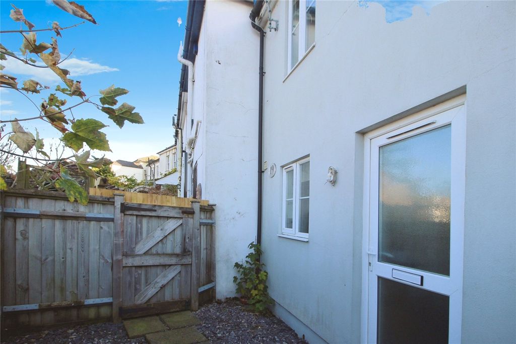 Property photo 1 of 10 Picture No. 07