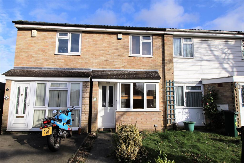 Property photo 1 of 9