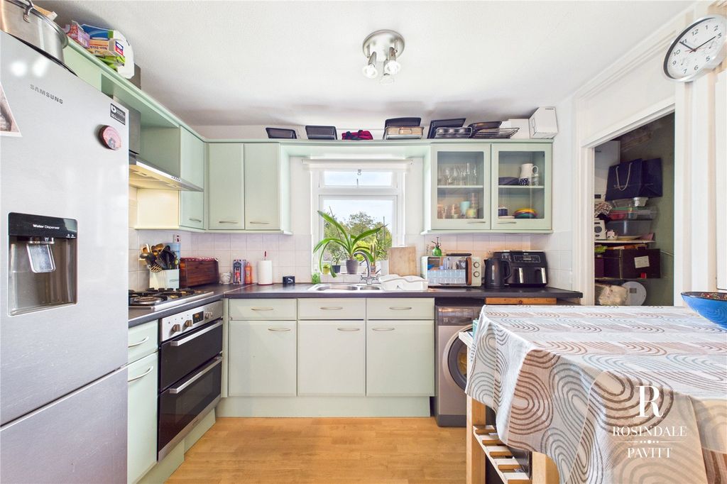 Property photo 2 of 15 Picture 2