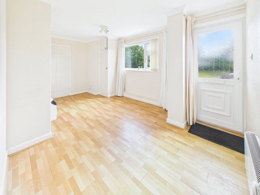 Property photo 3 of 19 Picture No. 16