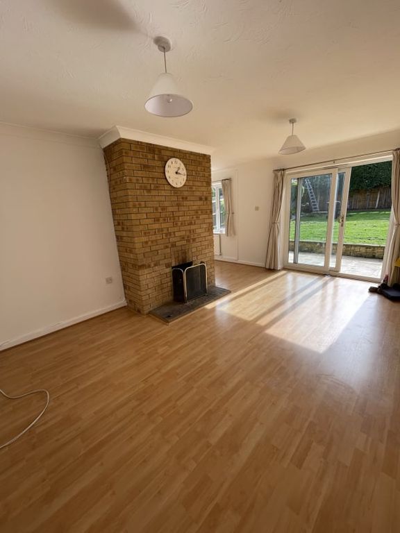 Property photo 3 of 9