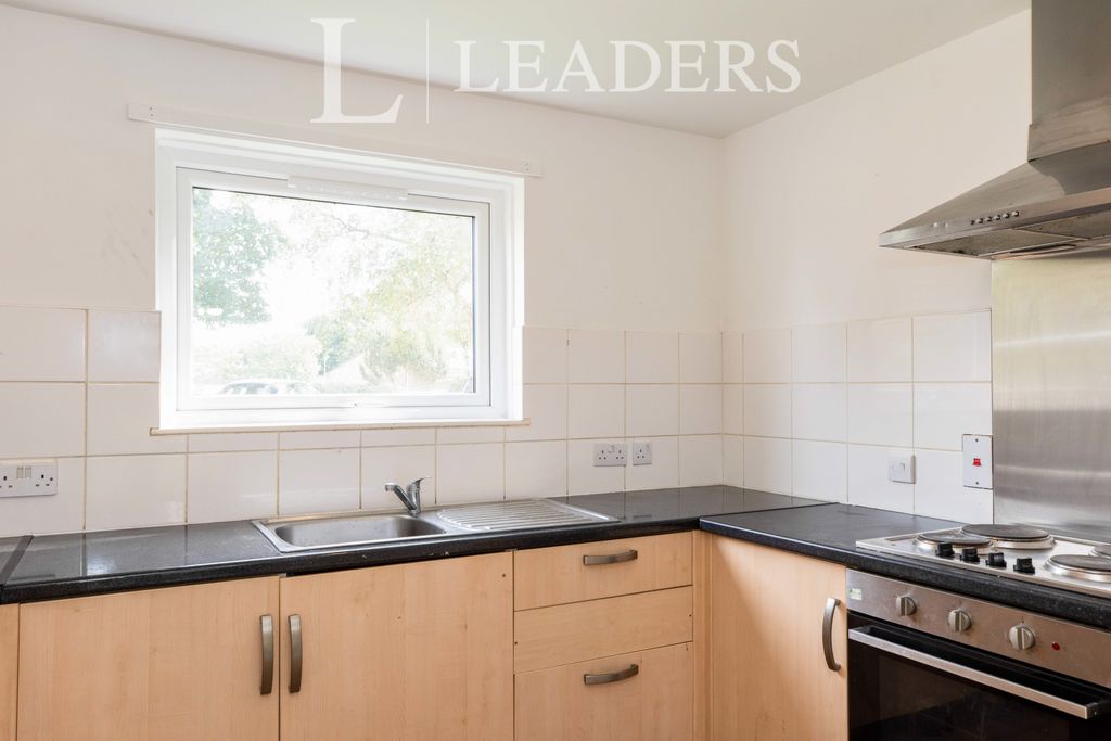 Property photo 3 of 10 3