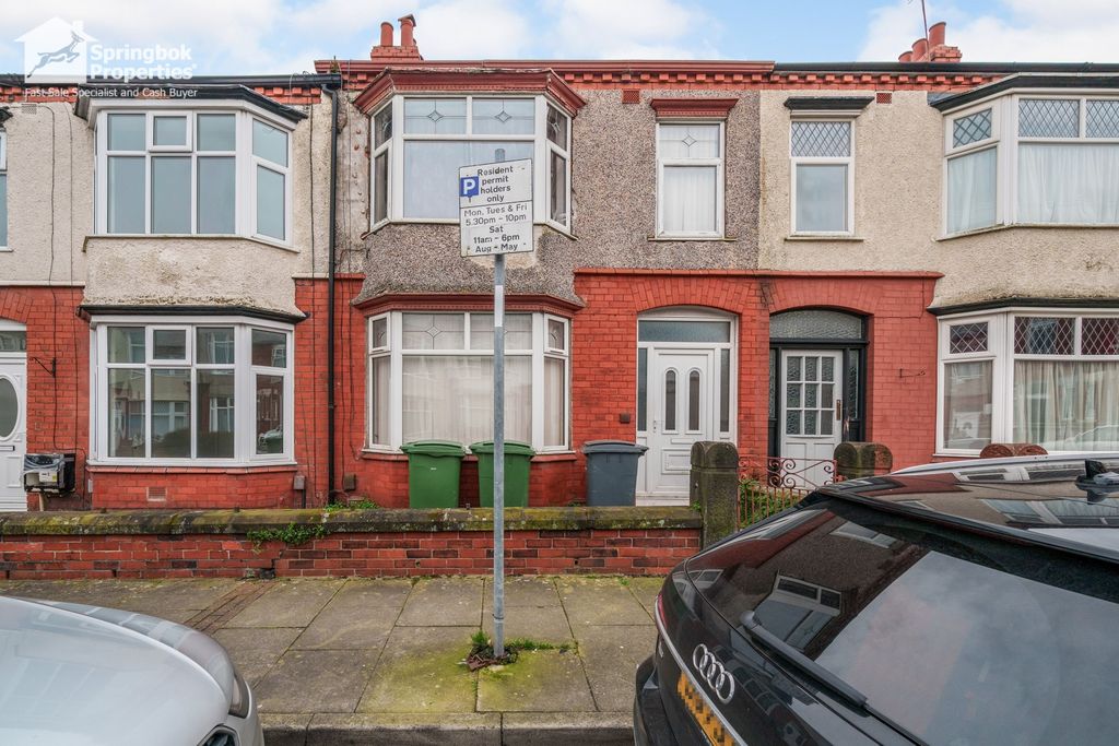 Property photo 1 of 12 Front View