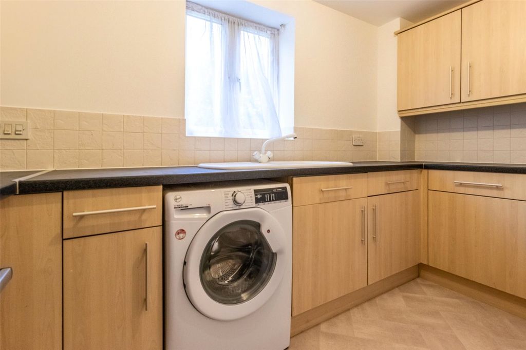 Property photo 3 of 10 Picture No. 09
