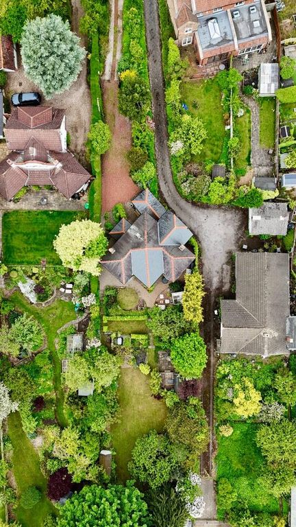 Property photo 2 of 47 Air Shot