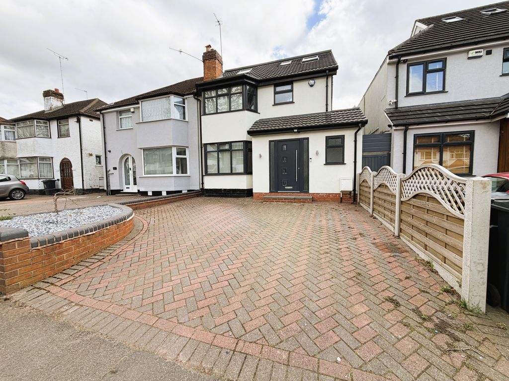 Property photo 1 of 31