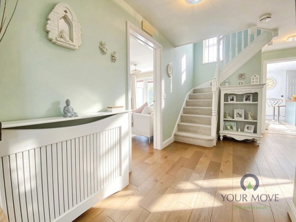 Property photo 3 of 28 Pbox-Img.Jpg