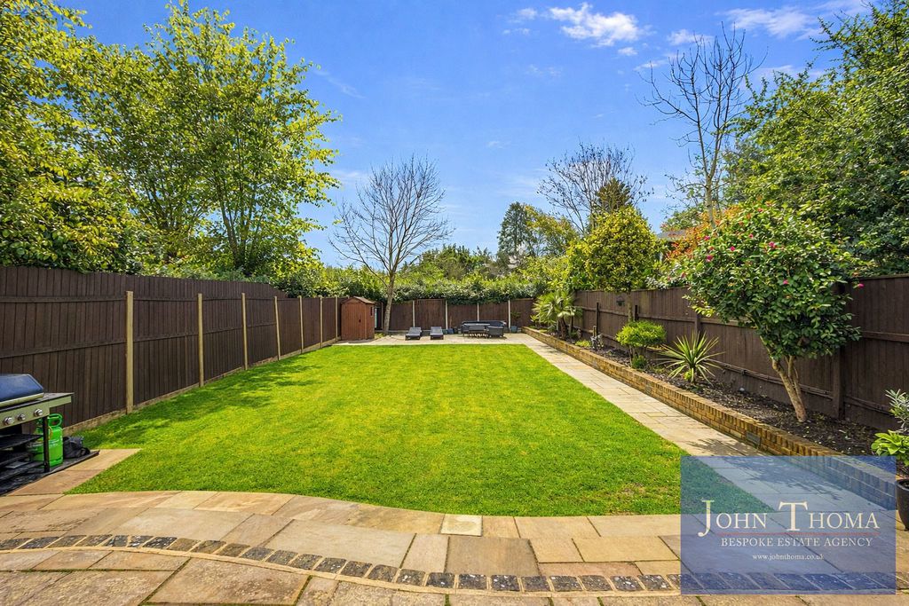 Property photo 2 of 27 Photo 23